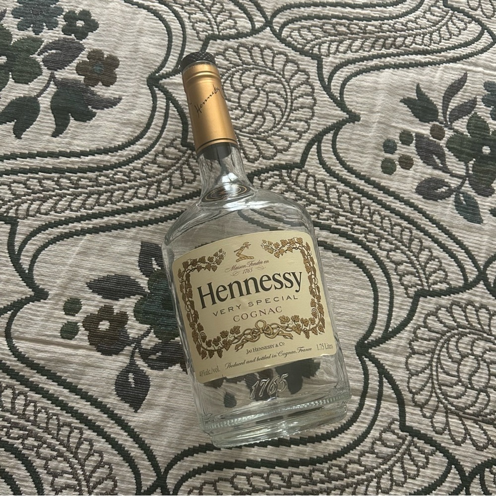 Hennessy Very Special Cognac Empty Bottle